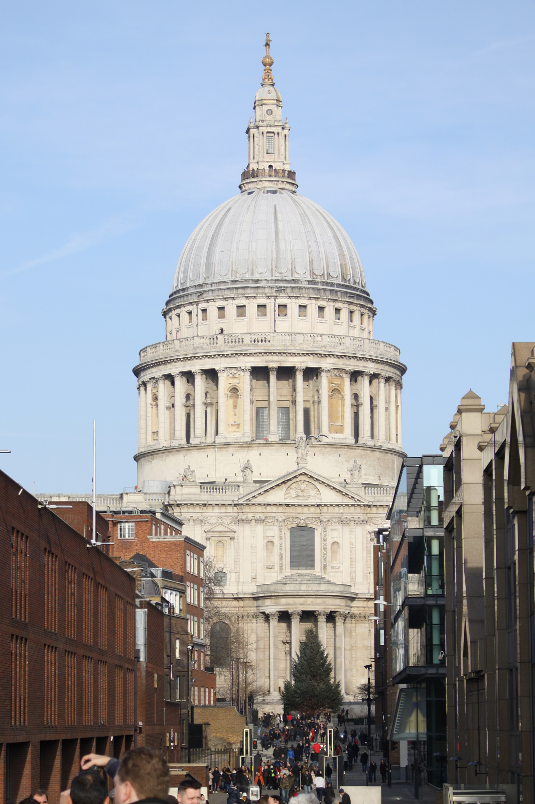 Katedra św. Pawła z Millenium Bridge (Podróże » Londyn » Londyn za dnia)
