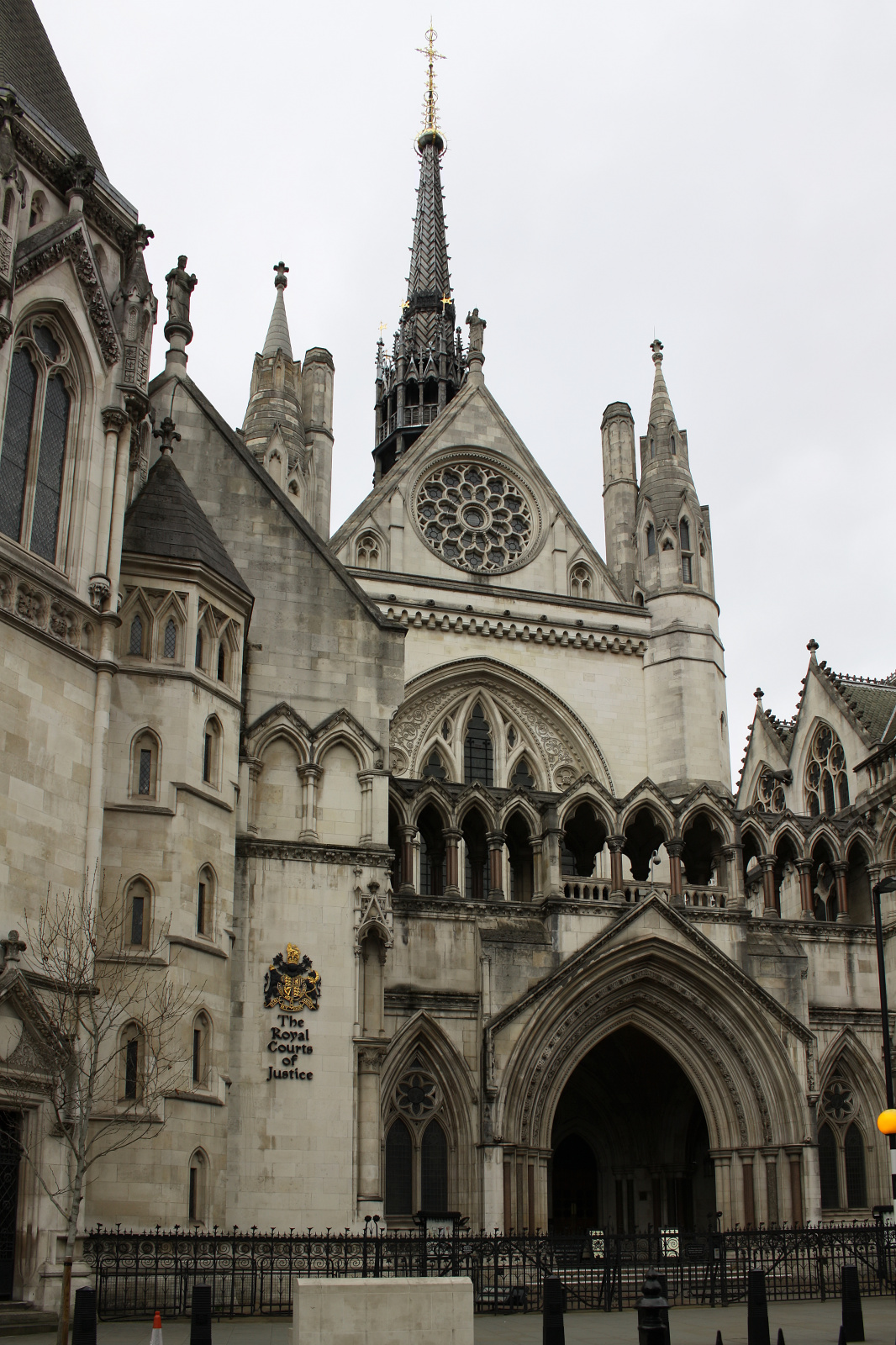 The Royal Courts of Justice (Podróże » Londyn » Londyn za dnia)