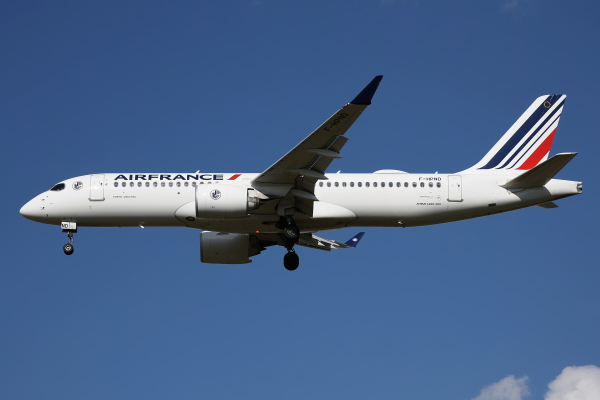 F-HPND (Samoloty » Spotting na EPWA » Airbus A220-300 » Air France)