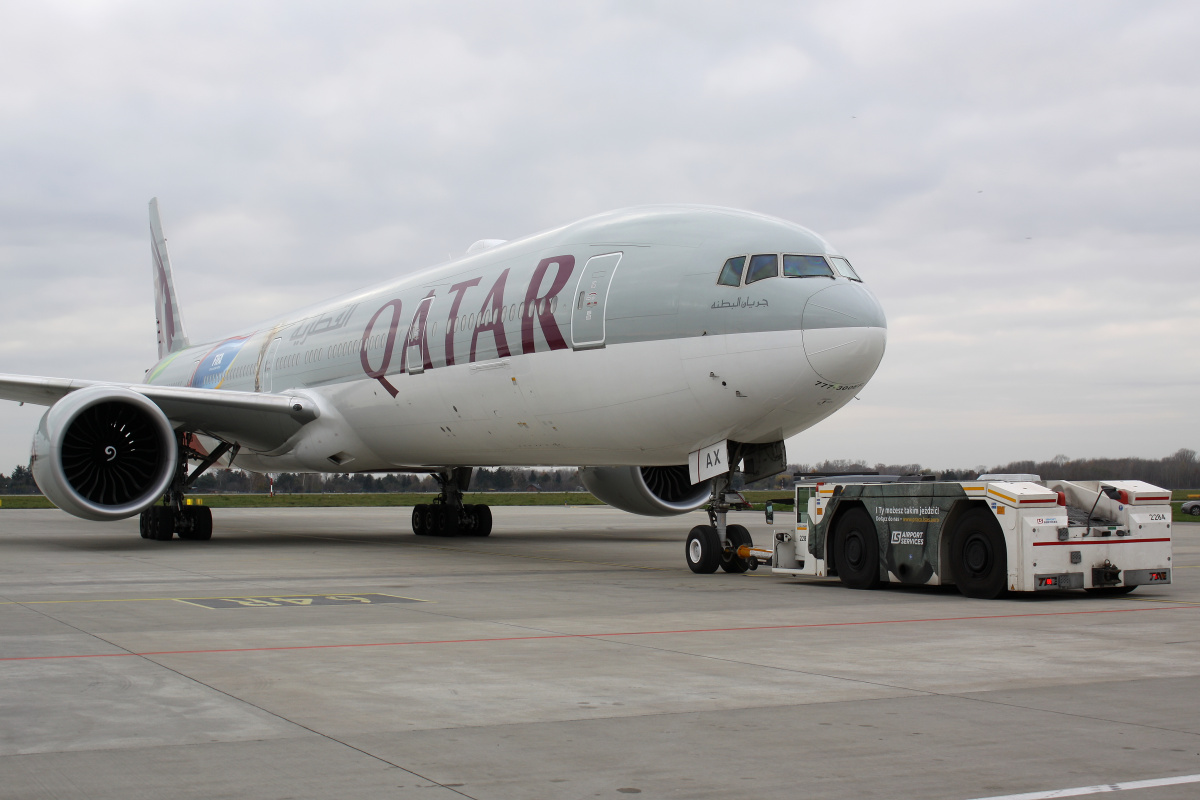 A7-BAX ("FIFA World Cup 2022" livery) (Aircraft » EPWA Spotting » Boeing 777-300ER » Qatar Airways)