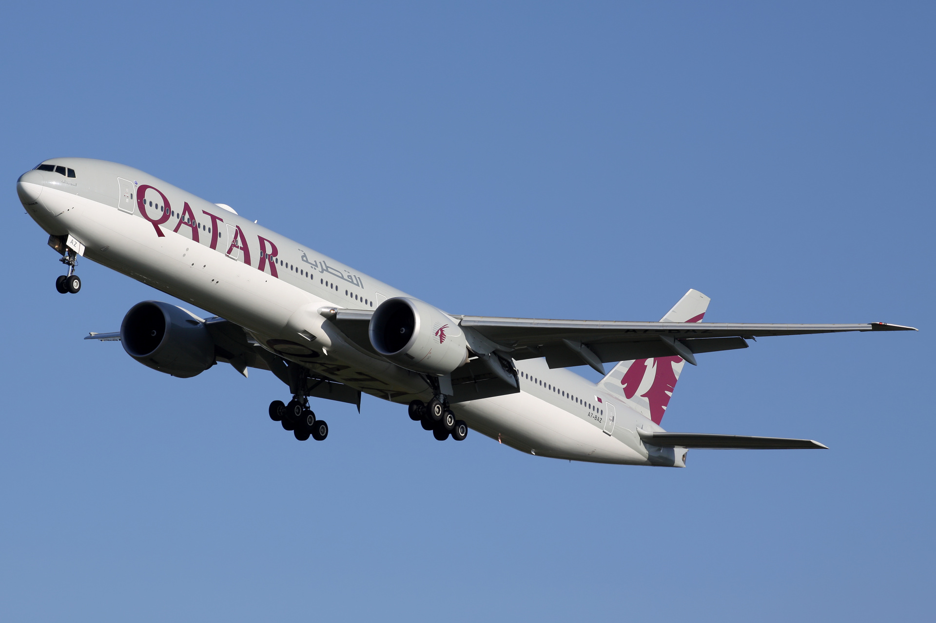 A7-BAZ (Samoloty » Spotting na EPWA » Boeing 777-300ER » Qatar Airways)