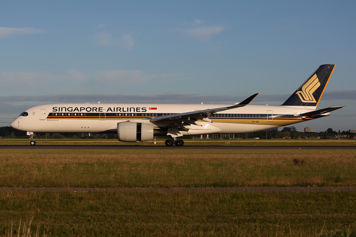 9V-SMI, Singapore Airlines (Aircraft » Schiphol Spotting » Airbus A350-900 » Singapore Airlines)