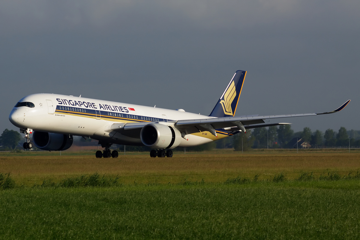 9V-SMR, Singapore Airlines (Aircraft » Schiphol Spotting » Airbus A350-900 » Singapore Airlines)