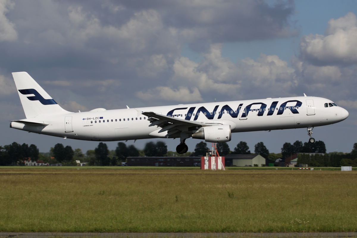 OH-LZC, Finnair (Samoloty » Spotting na Schiphol » Airbus A321-200)