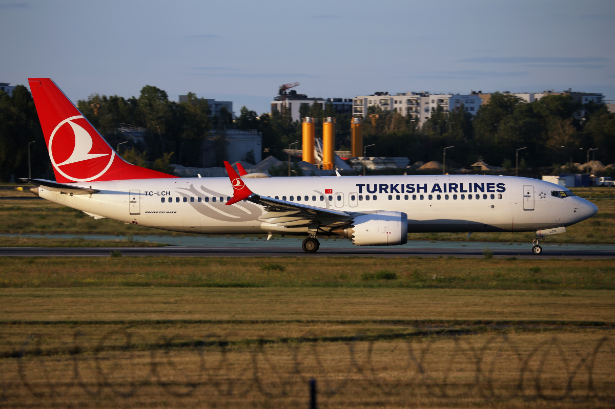 TC-LCH, THY Turkish Airlines (Samoloty » Spotting na EPWA » Boeing 737-8 MAX)