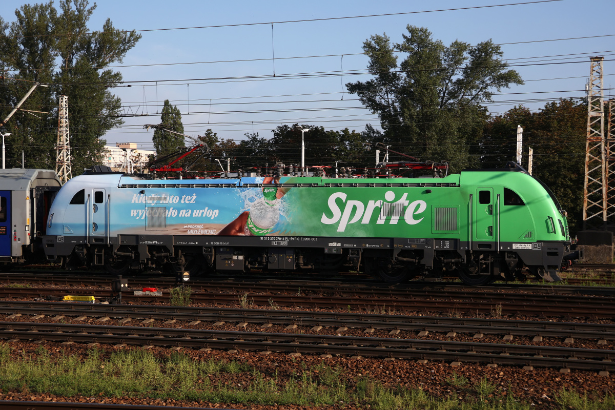 EU200-003 (Sprite wrap) (Vehicles » Trains and Locomotives » Newag Griffin » E4MSUa (Multisystem), PKP Intercity)