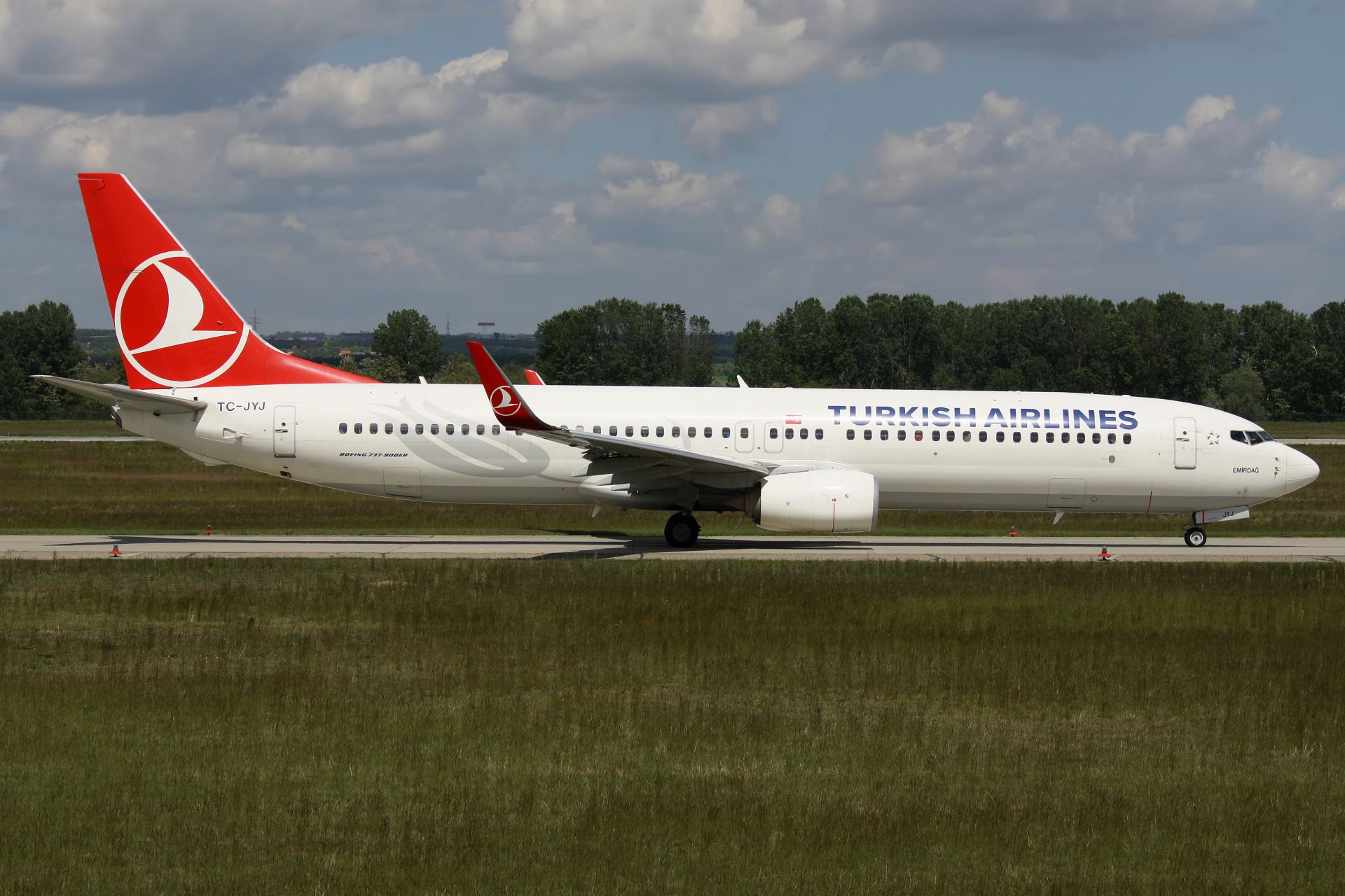 TC-JYJ, THY Turkish Airlines (Samoloty » Spotting na Ferihegy » Boeing 737-900)