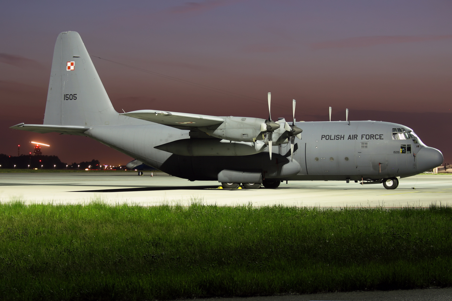 C-130E, 1505 (Samoloty » Spotting na EPWA » Lockheed C-130 Hercules » Polskie Siły Powietrzne)