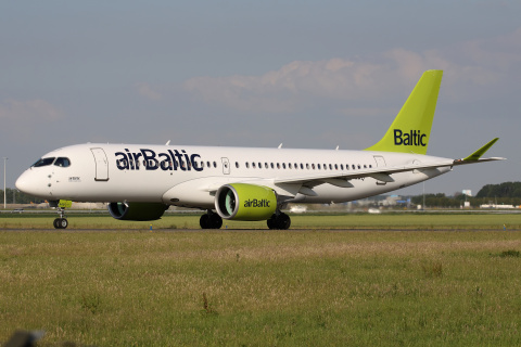 YL-AAQ, AirBaltic