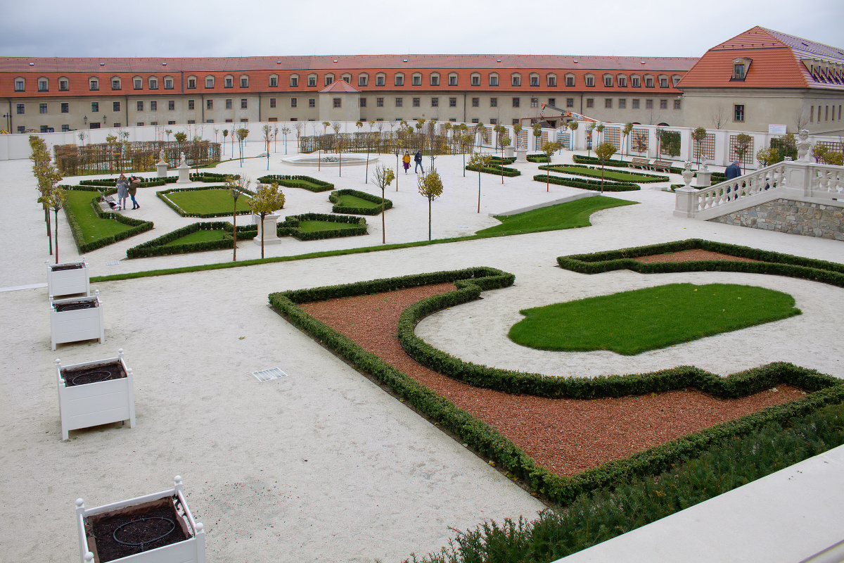 Castle garden (Travels » Bratislava » The City At Day)