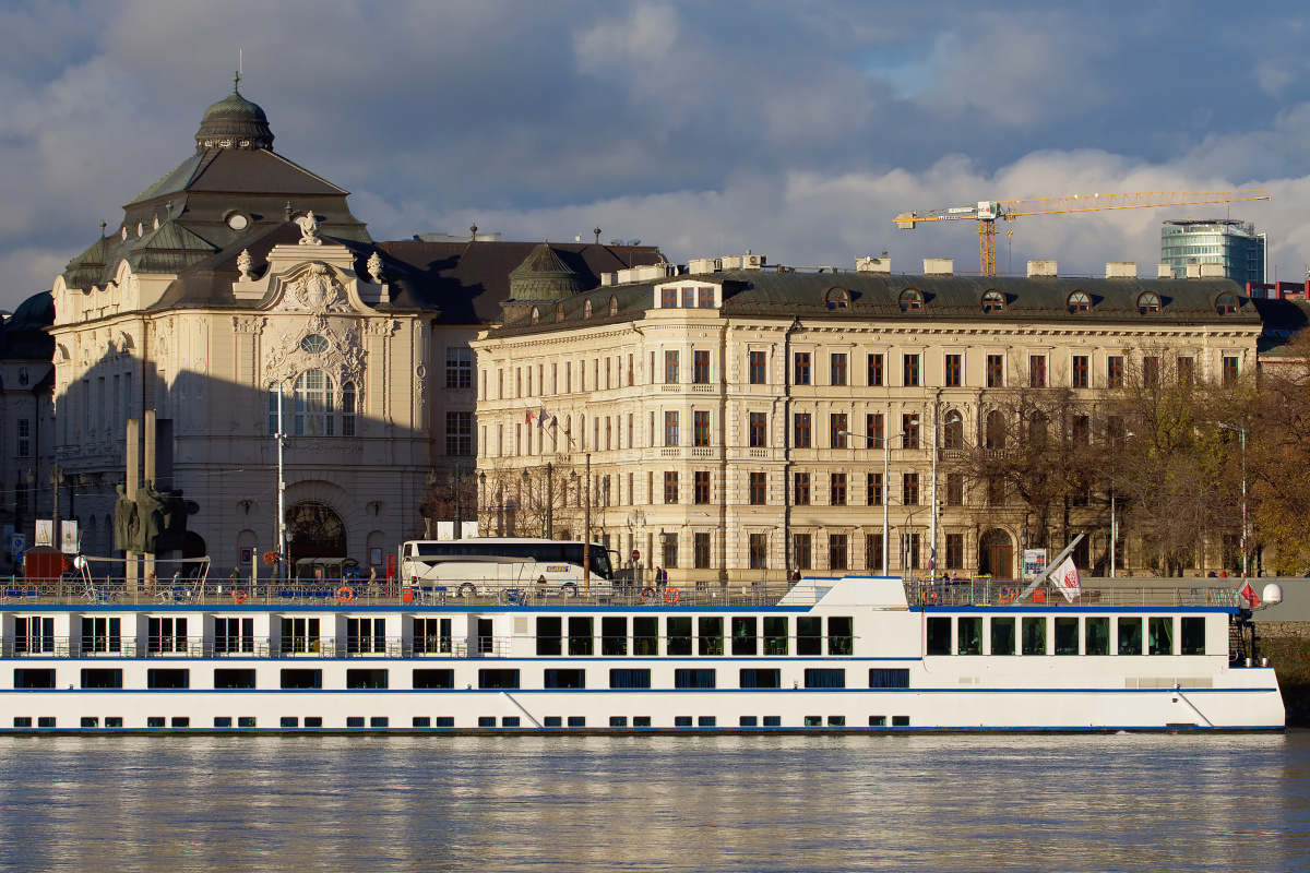 Reduta and Ministry of Environment Building (Travels » Bratislava » The City At Day)