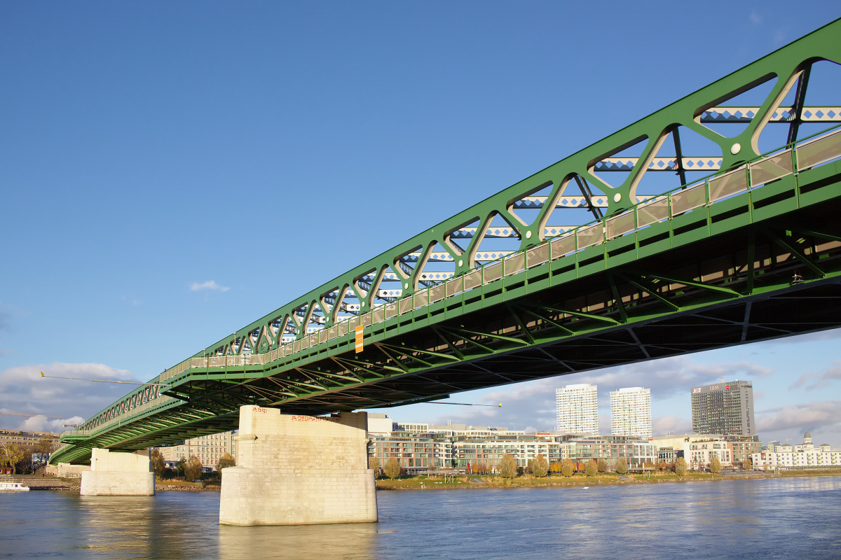 Starý most - The Old Bridge