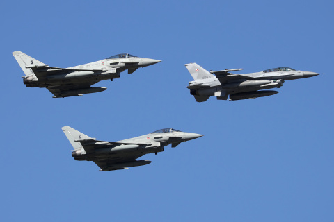 Lockheed Martin F-16D Block 52+ Fighting Falcon (Jastrząb), 4083, Polish Air Force, Eurofighter EF-2000 Typhoon, M.M.7354+M.M.7277, Italian Air Force,