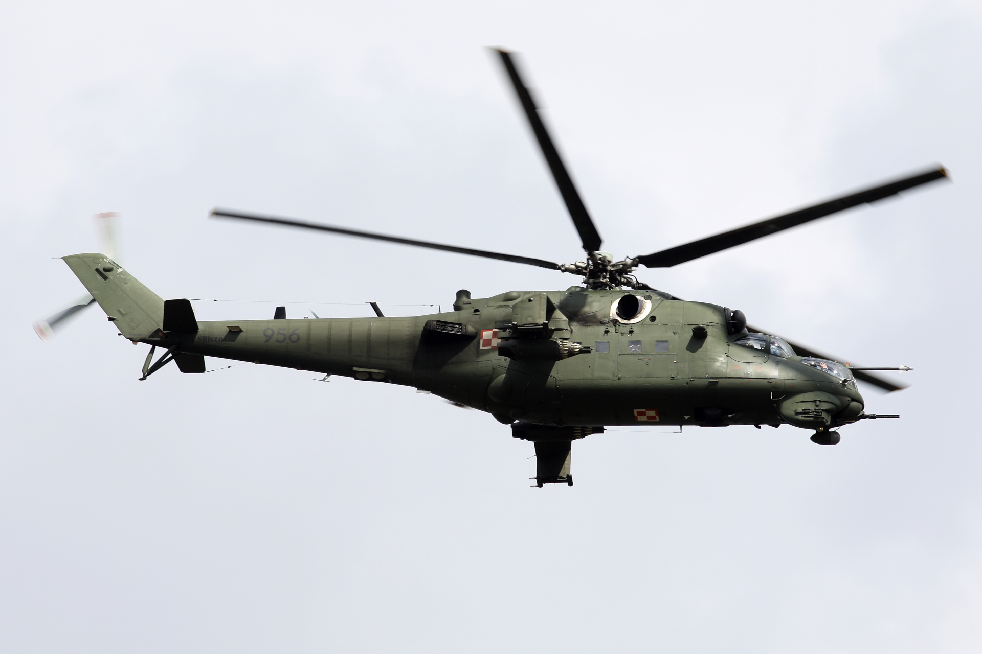 Mil Mi-24V, 956, Polish Air Force (Aircraft » Polish Army Day Parade fly-by)