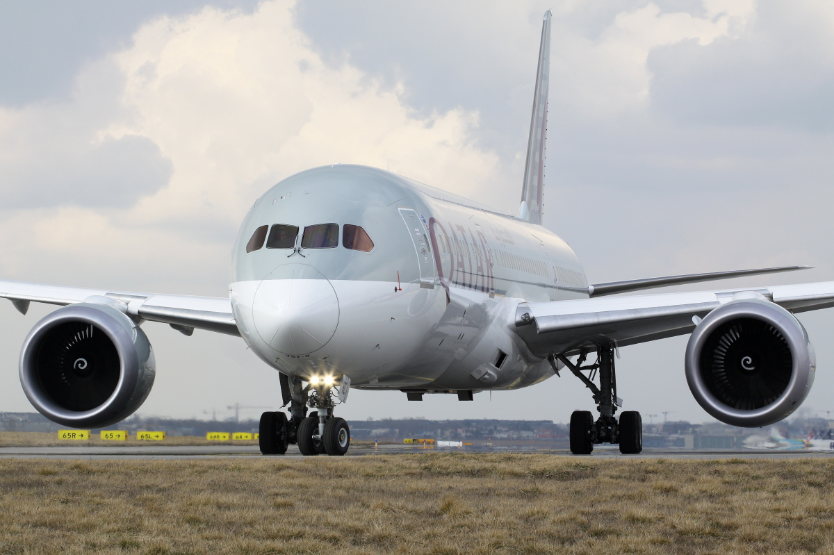 A7-BHE (Aircraft » EPWA Spotting » Boeing 787-9 Dreamliner » Qatar Airways)