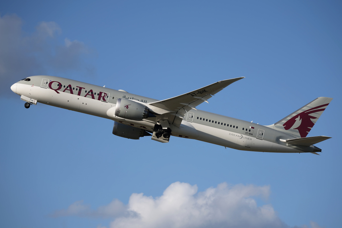 A7-BHK (Aircraft » EPWA Spotting » Boeing 787-9 Dreamliner » Qatar Airways)