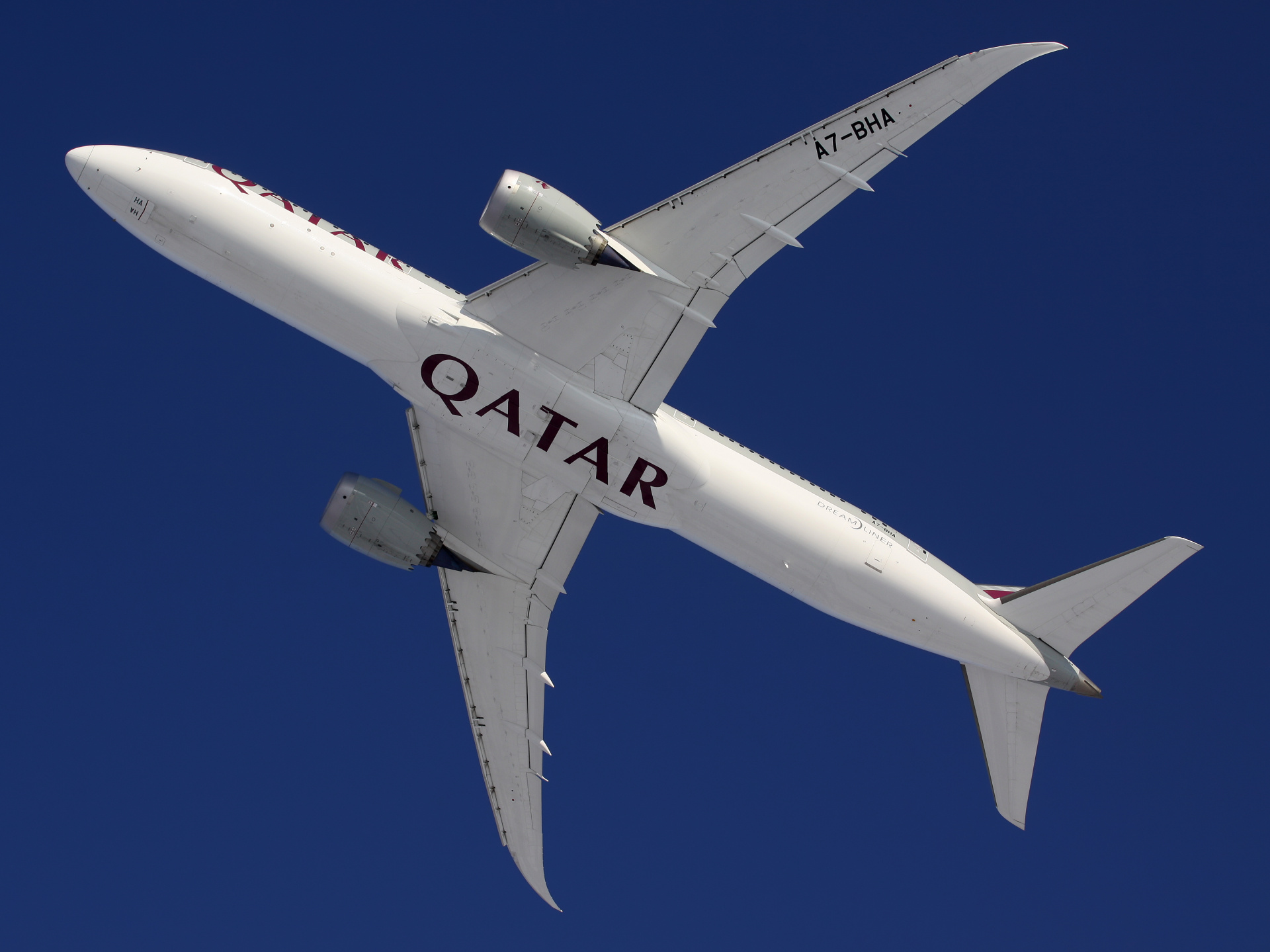 A7-BHA (Aircraft » EPWA Spotting » Boeing 787-9 Dreamliner » Qatar Airways)