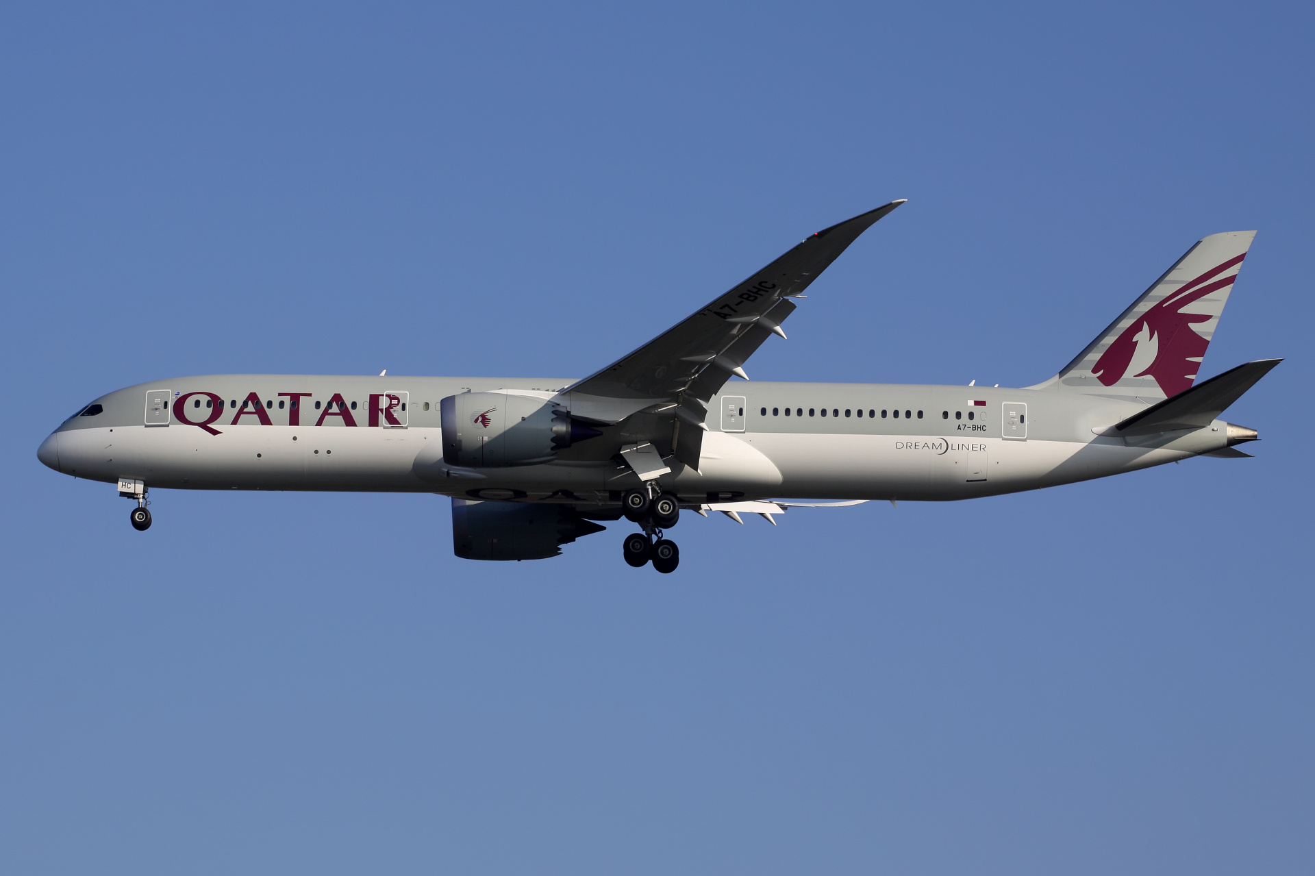 A7-BHC (Aircraft » EPWA Spotting » Boeing 787-9 Dreamliner » Qatar Airways)