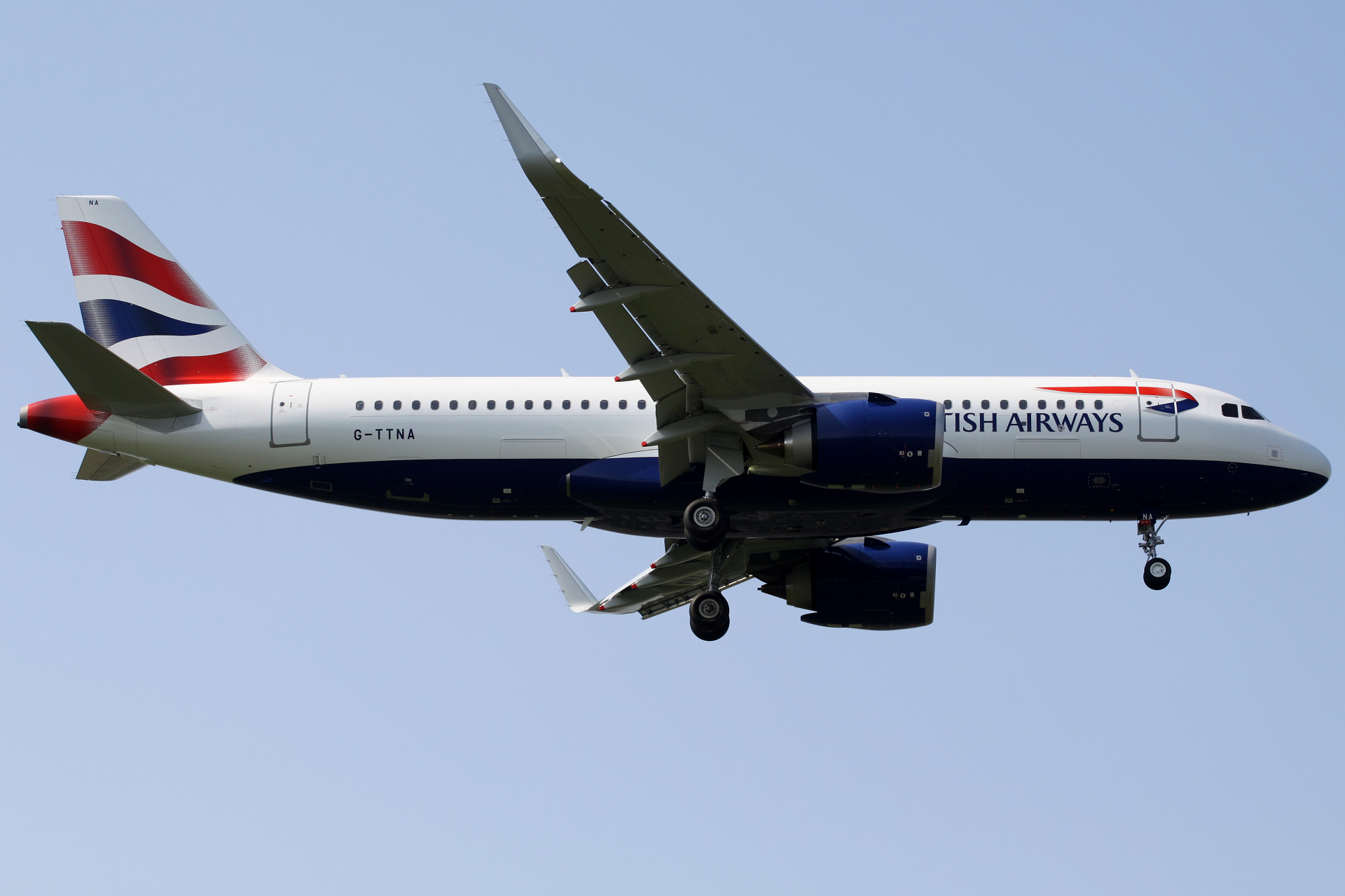 G-TTNA, British Airways (Samoloty » Spotting na EPWA » Airbus A320neo » British Airways)