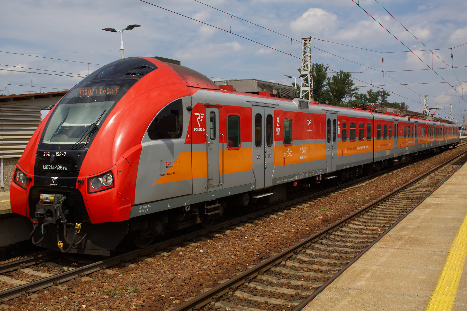 ED72Ac-106 (Pojazdy » Pociągi i lokomotywy » Pafawag 5B/6B EN57 i pochodne)