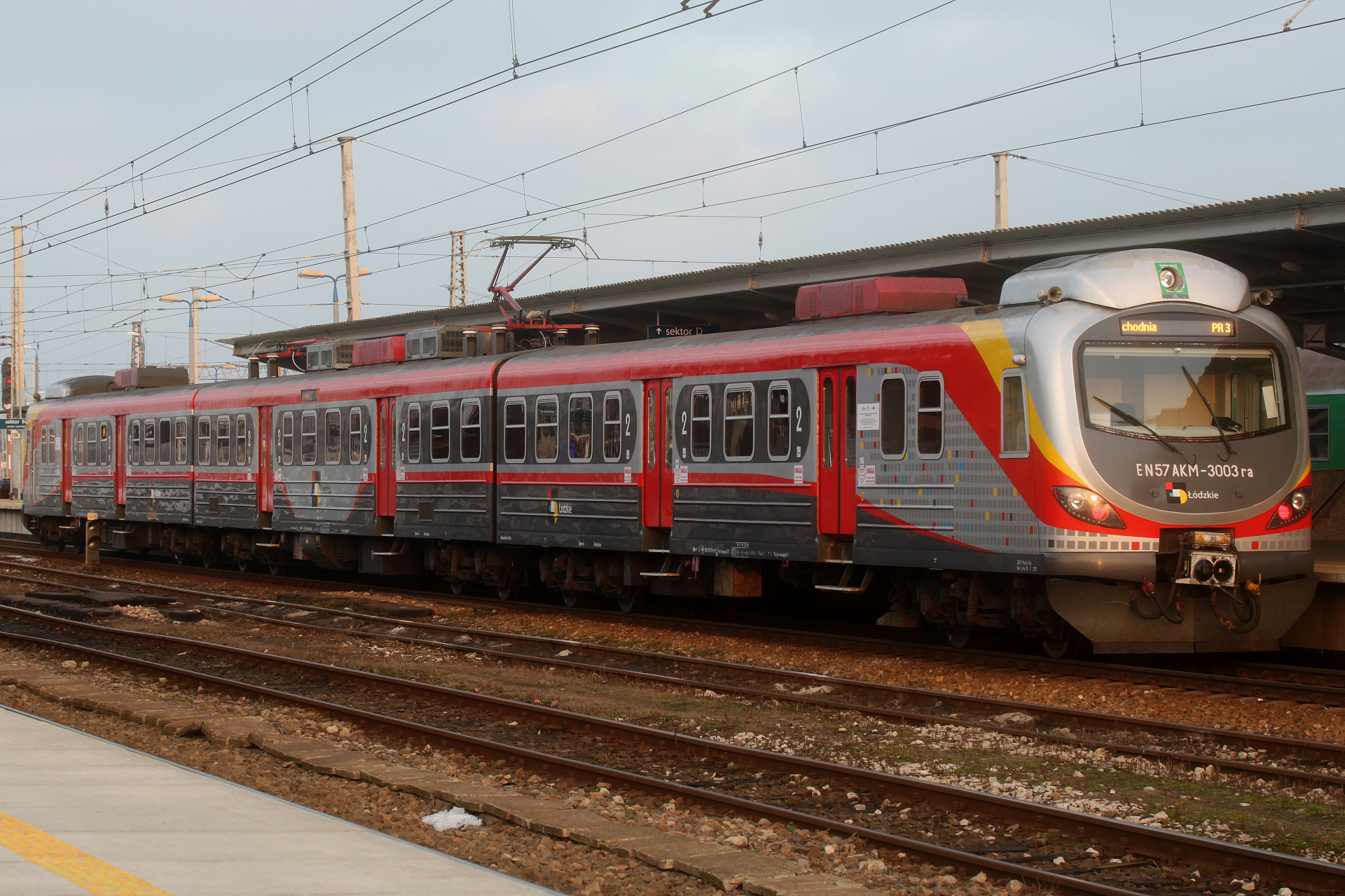 EN57AKM-3003 (Vehicles » Trains and Locomotives » Pafawag 5B/6B EN57 and revisions)