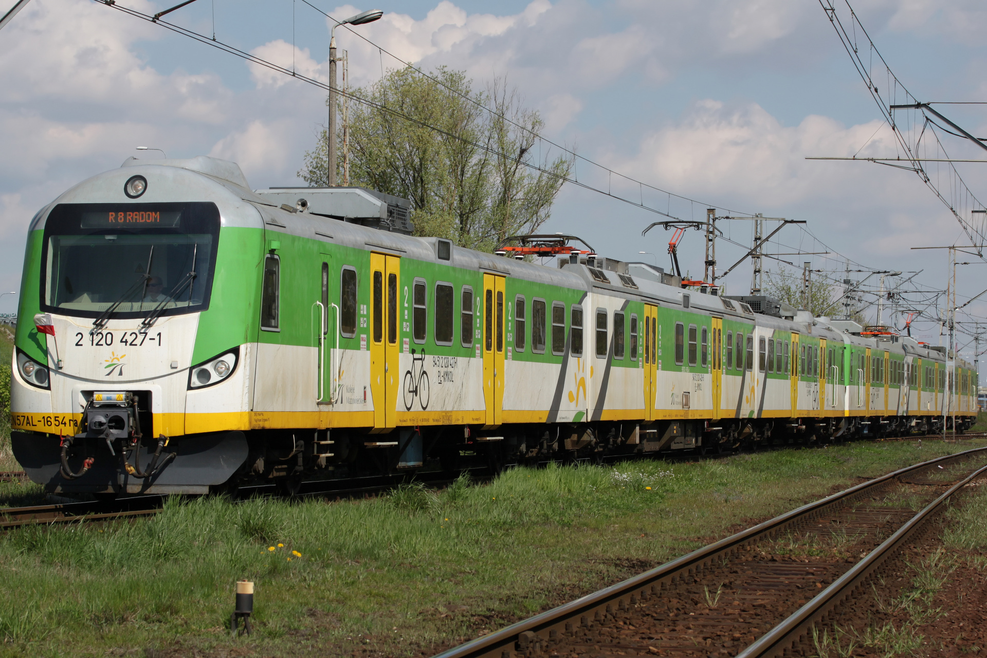 EN57AL-1654 (Vehicles » Trains and Locomotives » Pafawag 5B/6B EN57 and revisions)