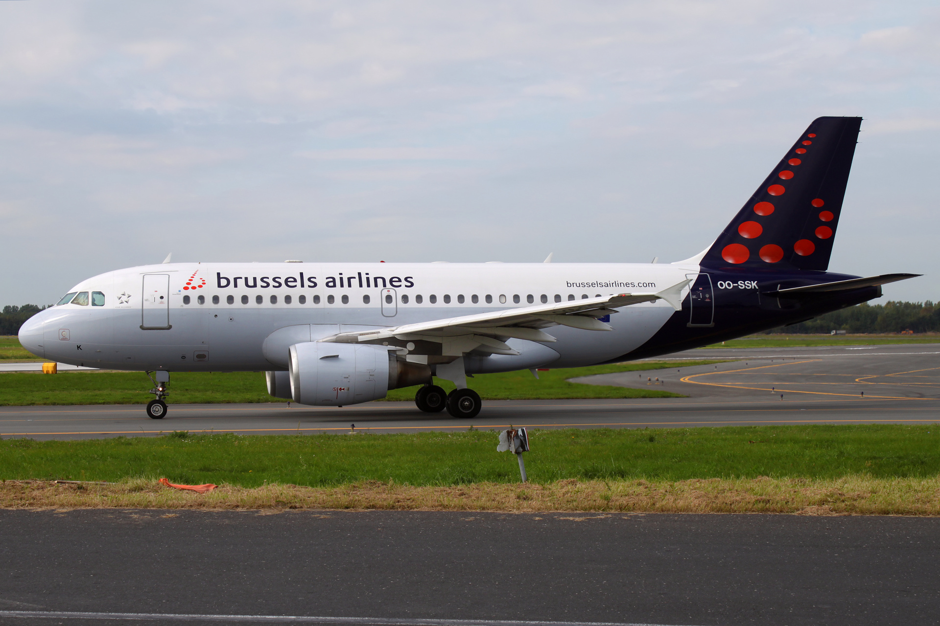 OO-SSK (Samoloty » Spotting na EPWA » Airbus A319-100 » Brussels Airlines)