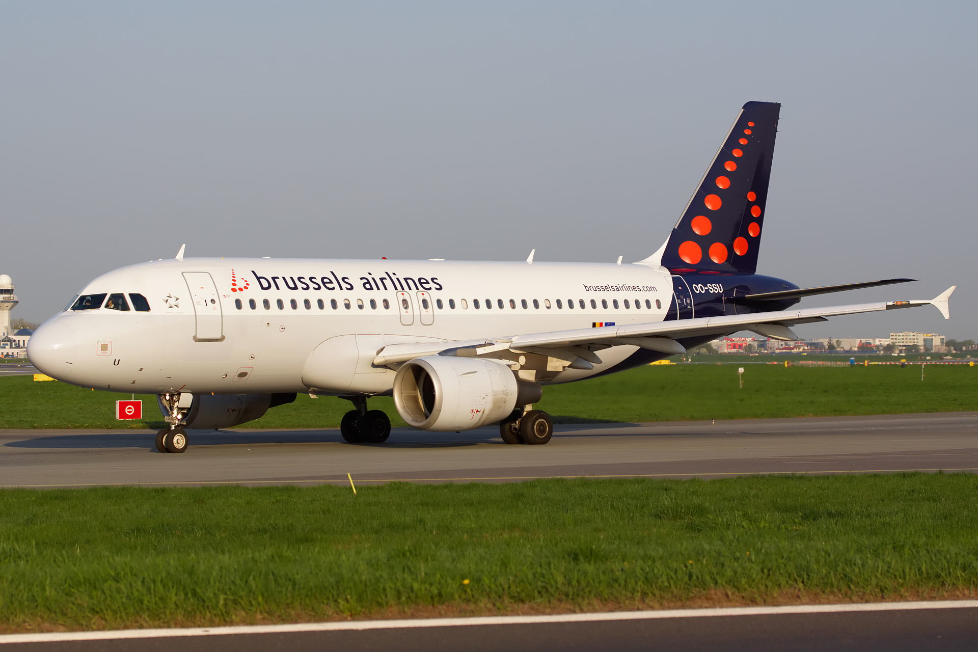 OO-SSU (Samoloty » Spotting na EPWA » Airbus A319-100 » Brussels Airlines)