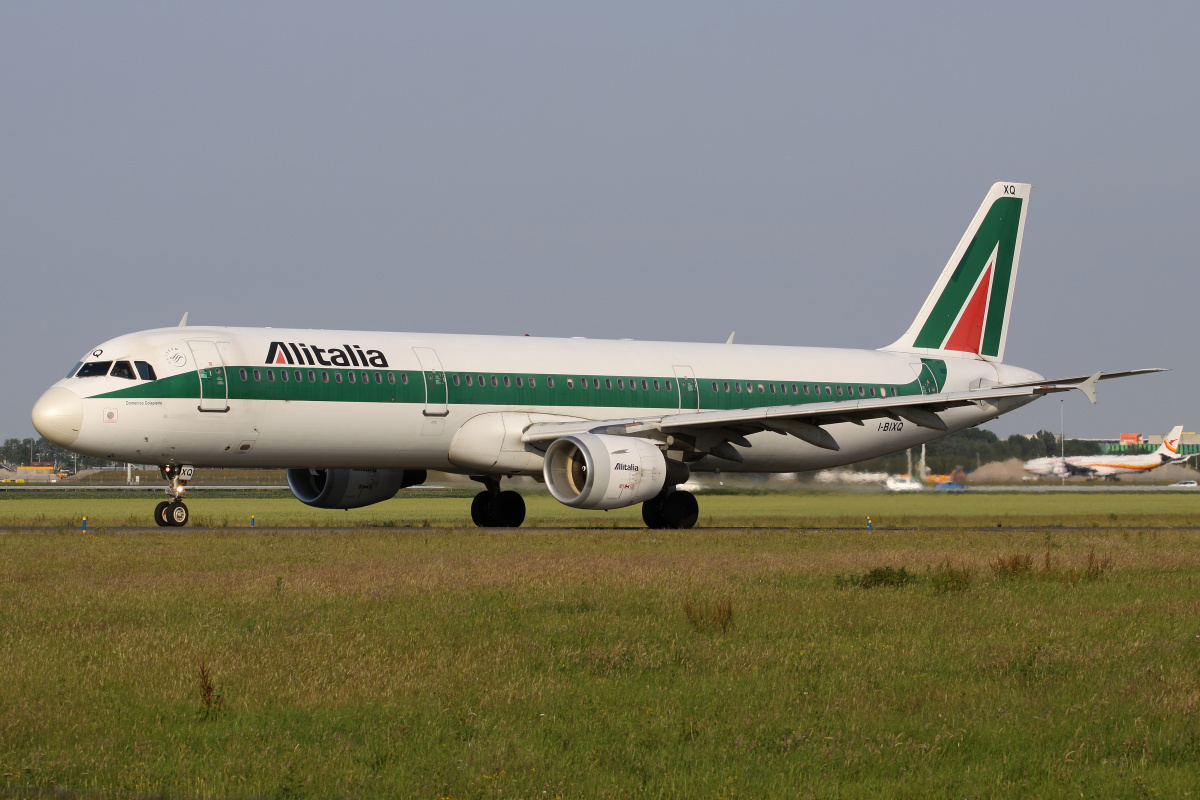 I-BIXQ, Alitalia (Samoloty » Spotting na Schiphol » Airbus A321-100)