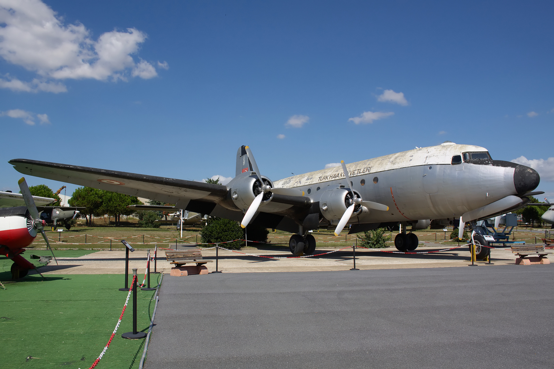 Douglas C-54D, ETI-683, Tureckie Siły Powietrzne (Samoloty » Muzeum Tureckich Sił Powietrznych)