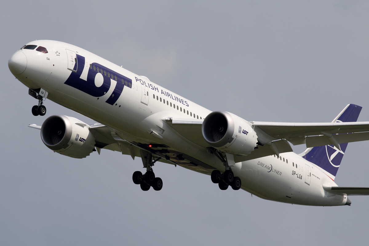 SP-LSA (Aircraft » EPWA Spotting » Boeing 787-9 Dreamliner » LOT Polish Airlines)