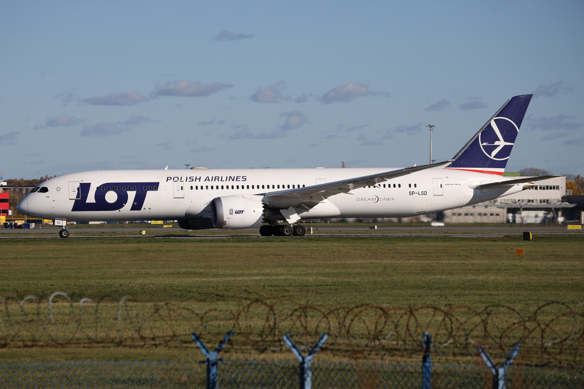 SP-LSD (Aircraft » EPWA Spotting » Boeing 787-9 Dreamliner » LOT Polish Airlines)