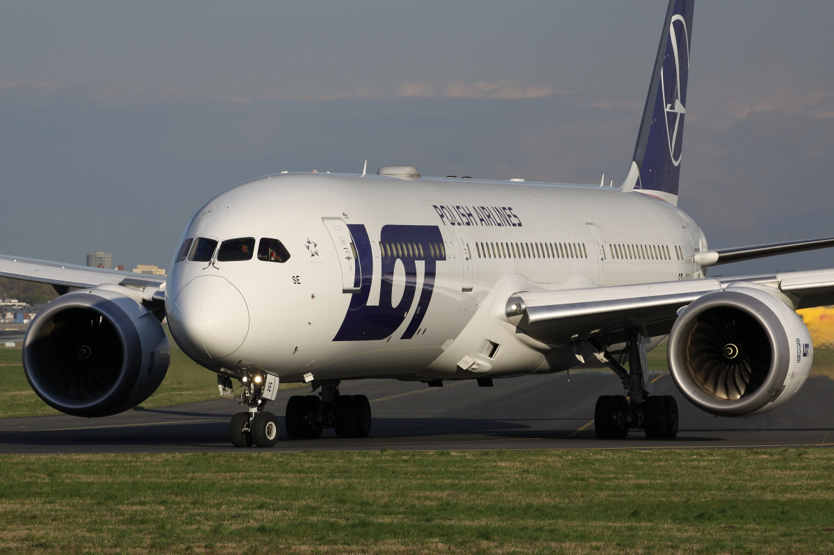 SP-LSE (Aircraft » EPWA Spotting » Boeing 787-9 Dreamliner » LOT Polish Airlines)