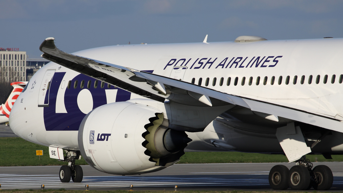 SP-LSE (Aircraft » EPWA Spotting » Boeing 787-9 Dreamliner » LOT Polish Airlines)