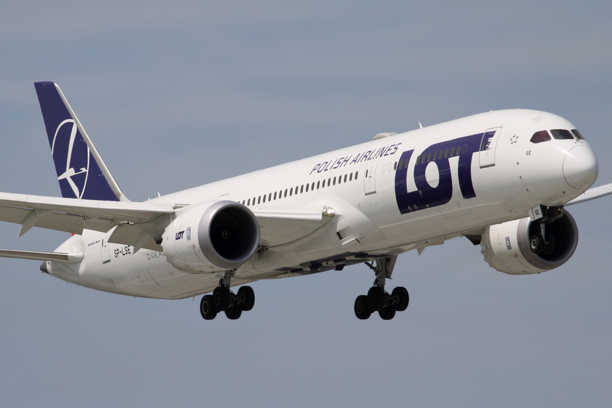 SP-LSE (Aircraft » EPWA Spotting » Boeing 787-9 Dreamliner » LOT Polish Airlines)