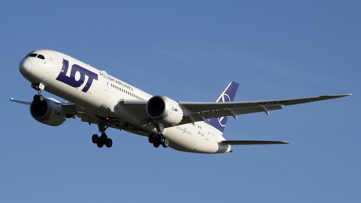 SP-LSF (Aircraft » EPWA Spotting » Boeing 787-9 Dreamliner » LOT Polish Airlines)