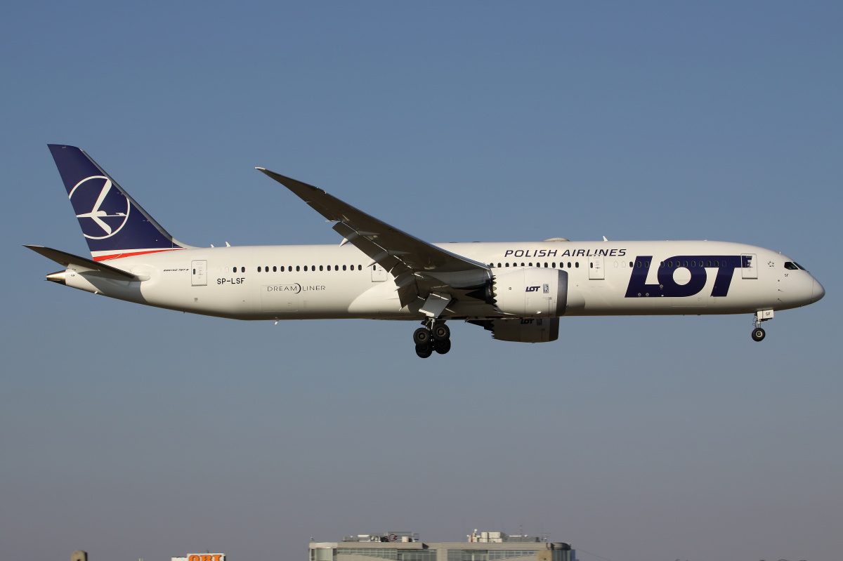 SP-LSF (Aircraft » EPWA Spotting » Boeing 787-9 Dreamliner » LOT Polish Airlines)