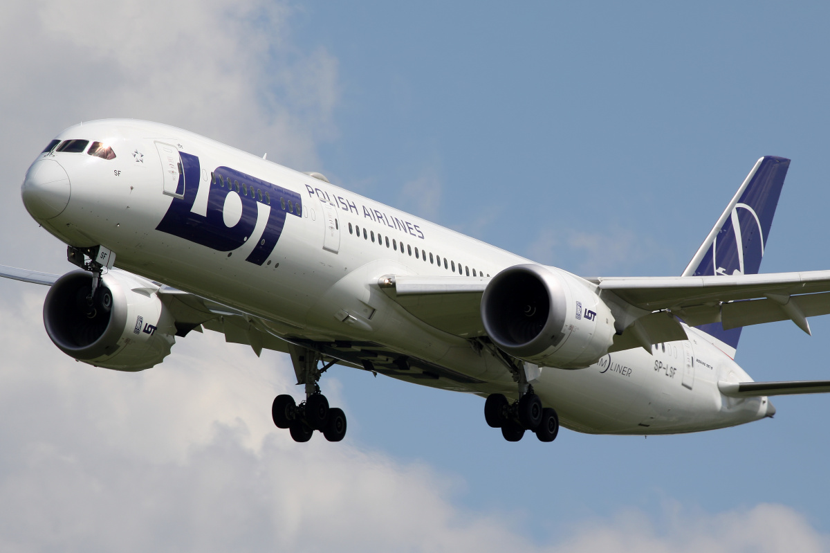 SP-LSF (Aircraft » EPWA Spotting » Boeing 787-9 Dreamliner » LOT Polish Airlines)