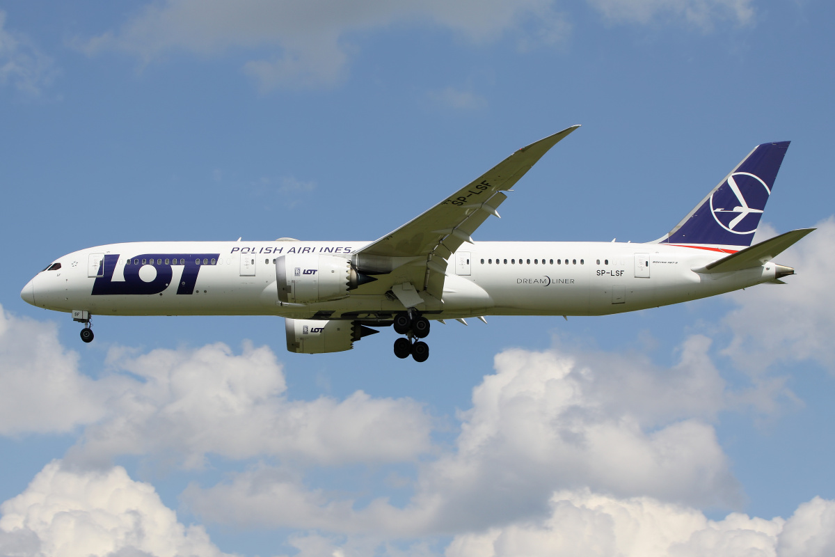 SP-LSF (Aircraft » EPWA Spotting » Boeing 787-9 Dreamliner » LOT Polish Airlines)