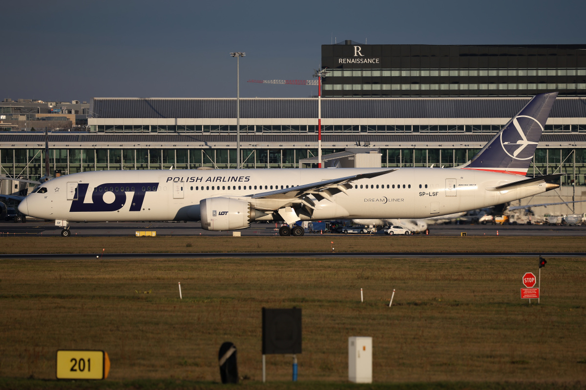 SP-LSF (Aircraft » EPWA Spotting » Boeing 787-9 Dreamliner » LOT Polish Airlines)