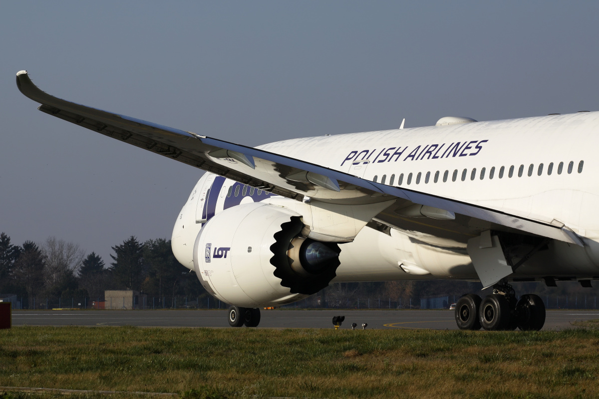 SP-LSG (Aircraft » EPWA Spotting » Boeing 787-9 Dreamliner » LOT Polish Airlines)