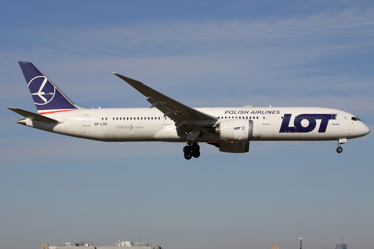 SP-LSG (Samoloty » Spotting na EPWA » Boeing 787-9 Dreamliner » Polskie Linie Lotnicze LOT)