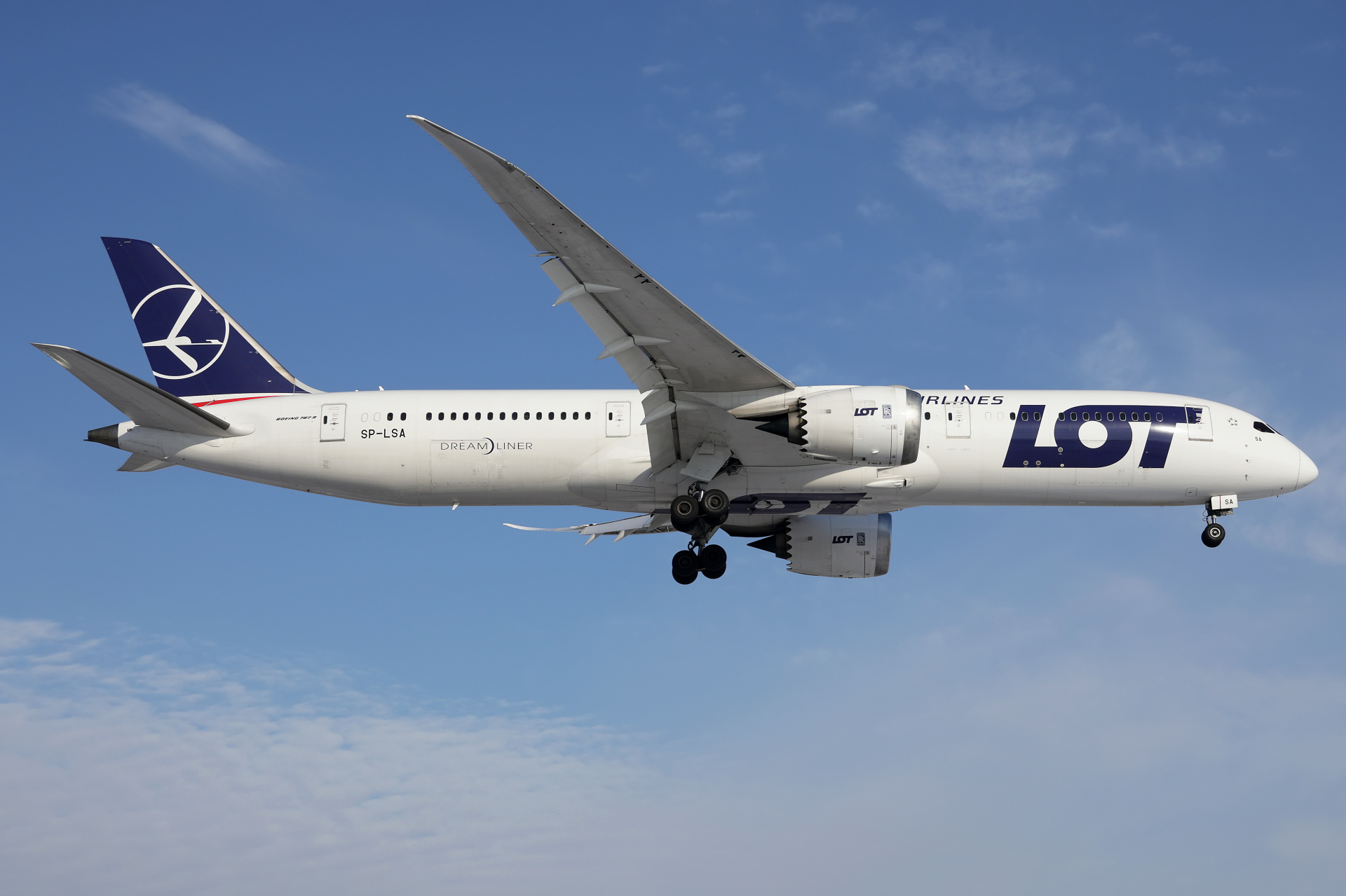 SP-LSA (Samoloty » Spotting na EPWA » Boeing 787-9 Dreamliner » Polskie Linie Lotnicze LOT)