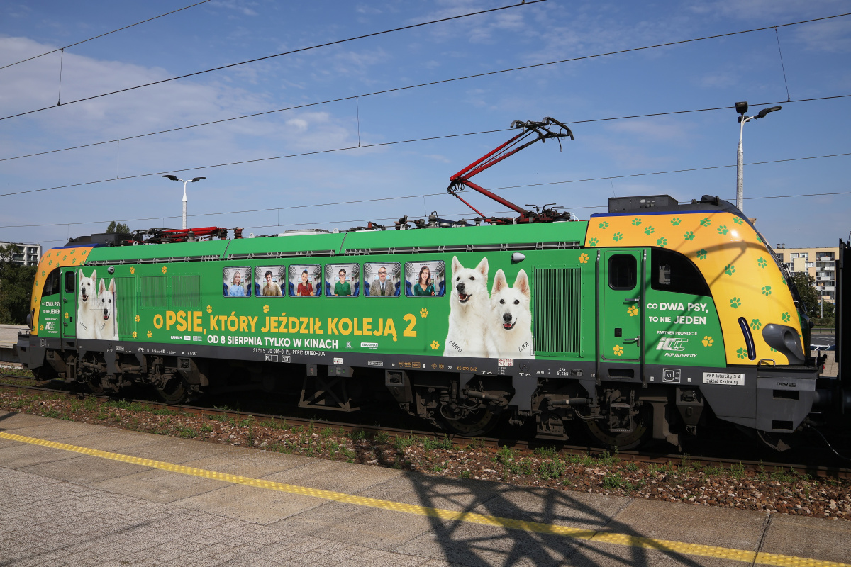 E4DCU EU160-004 ("O psie, który jeździł koleją 2" livery)