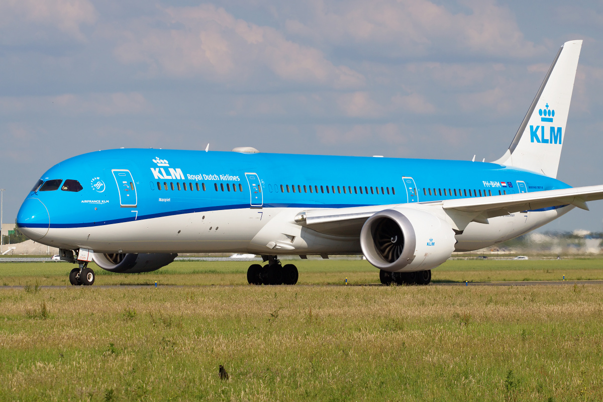 PH-BHM (Samoloty » Spotting na Schiphol » Boeing 787-9 Dreamliner » KLM Royal Dutch Airlines)