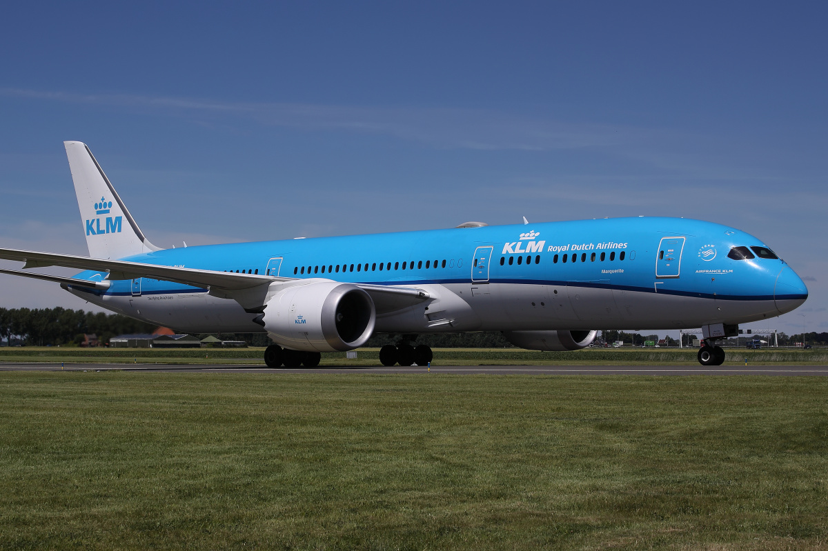 PH-BHM (Samoloty » Spotting na Schiphol » Boeing 787-9 Dreamliner » KLM Royal Dutch Airlines)
