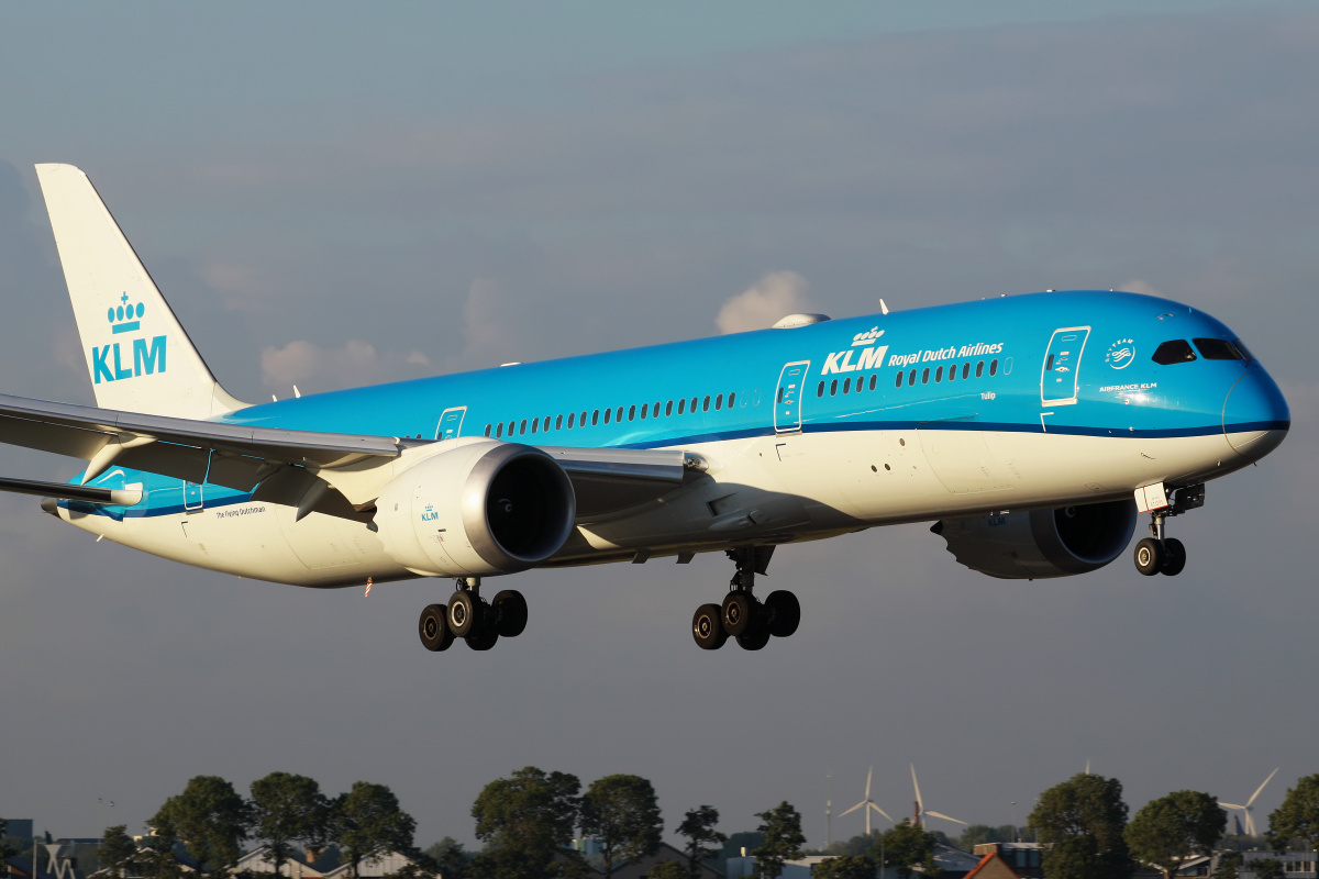 PH-BHP (Aircraft » Schiphol Spotting » Boeing 787-9 Dreamliner » KLM Royal Dutch Airlines)