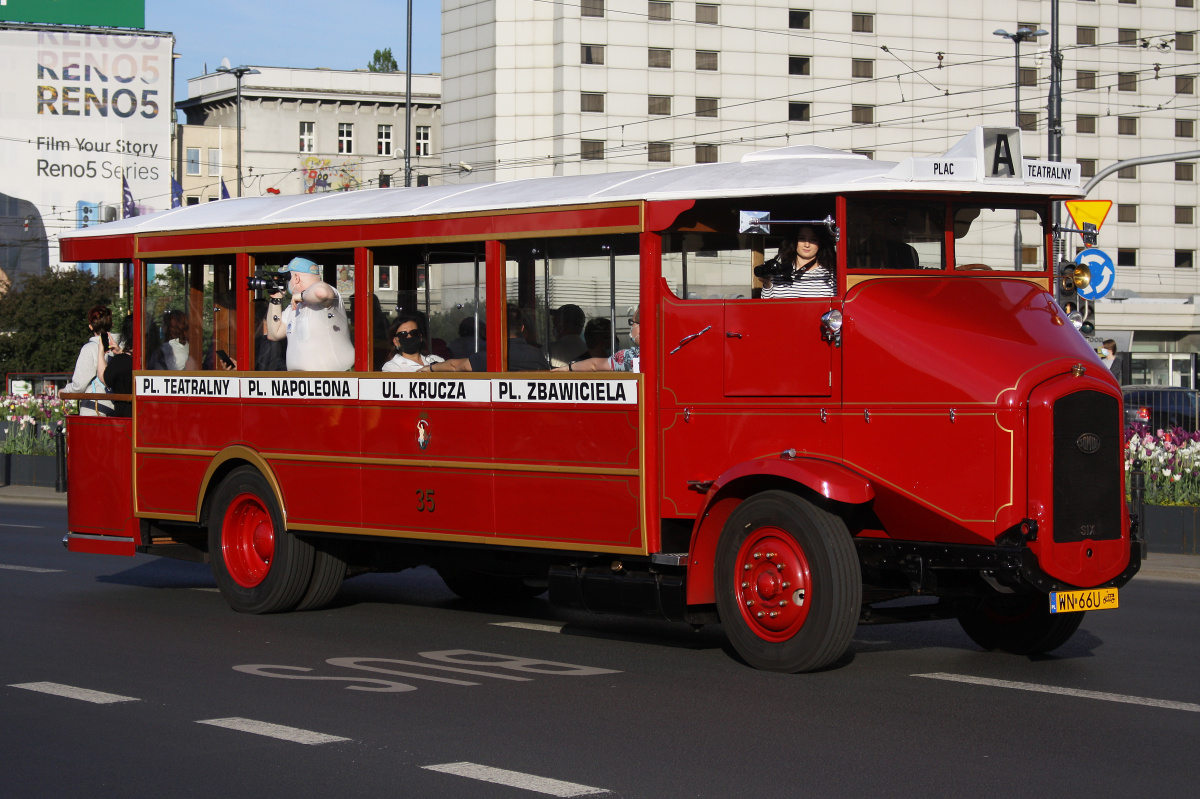 Somua Six (Renault TN6) (Pojazdy » Samochody i autobusy zabytkowe)