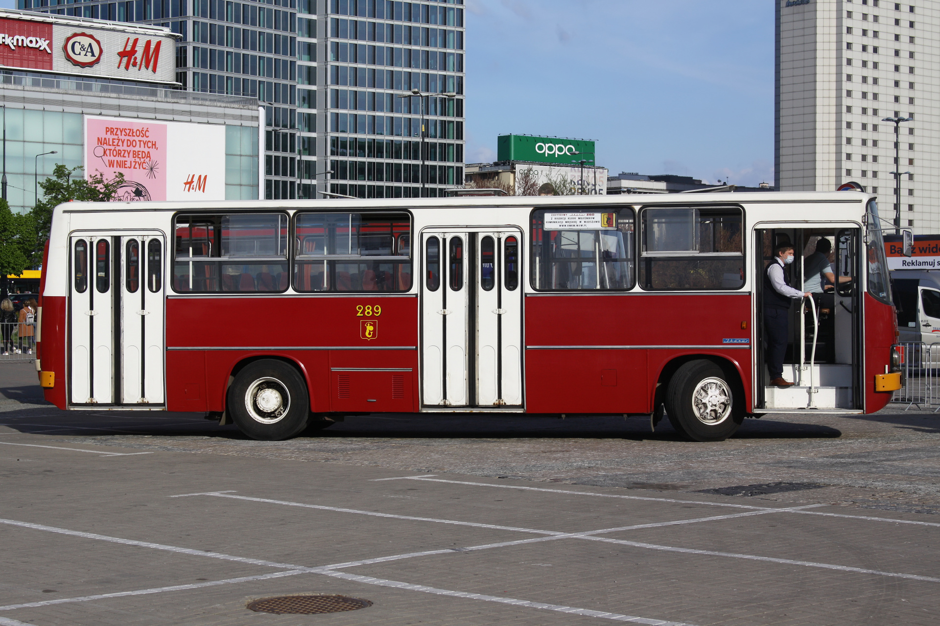 Ikarus 260 (Pojazdy » Samochody i autobusy zabytkowe)