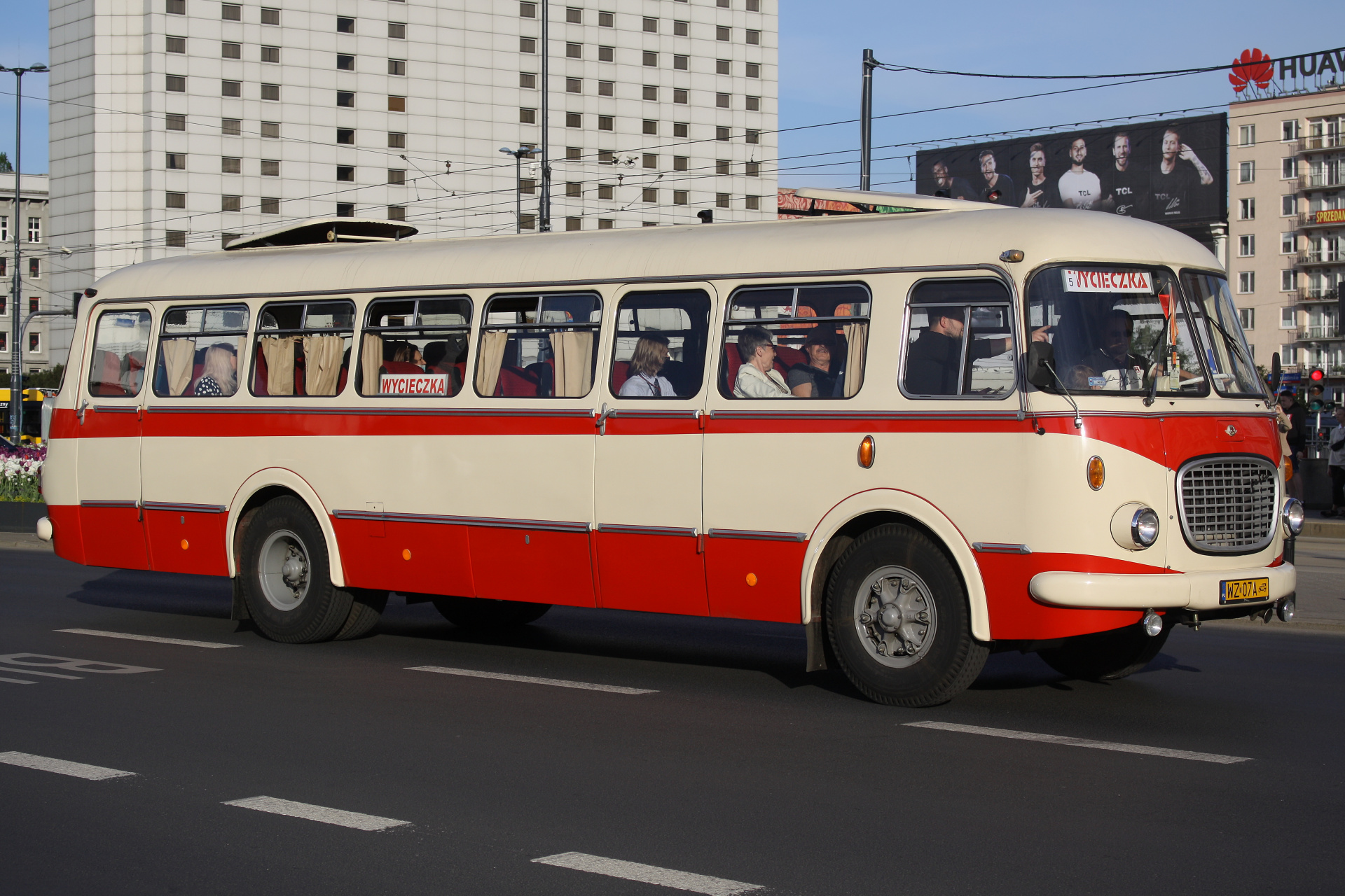 Jelcz 043 (Pojazdy » Samochody i autobusy zabytkowe)